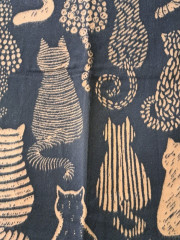 Elegantní dámská šála motiv kočky černá/měd