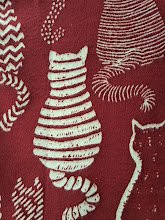 Elegantní dámská šála motiv kočky červená