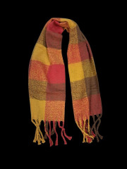 Dámská šála s třásněmi (1)